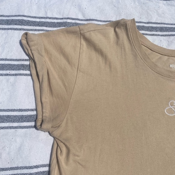 Hollister “Smile” Embroidered Boxed Shirt Cuffed Sleeves - Picture 3 of 3